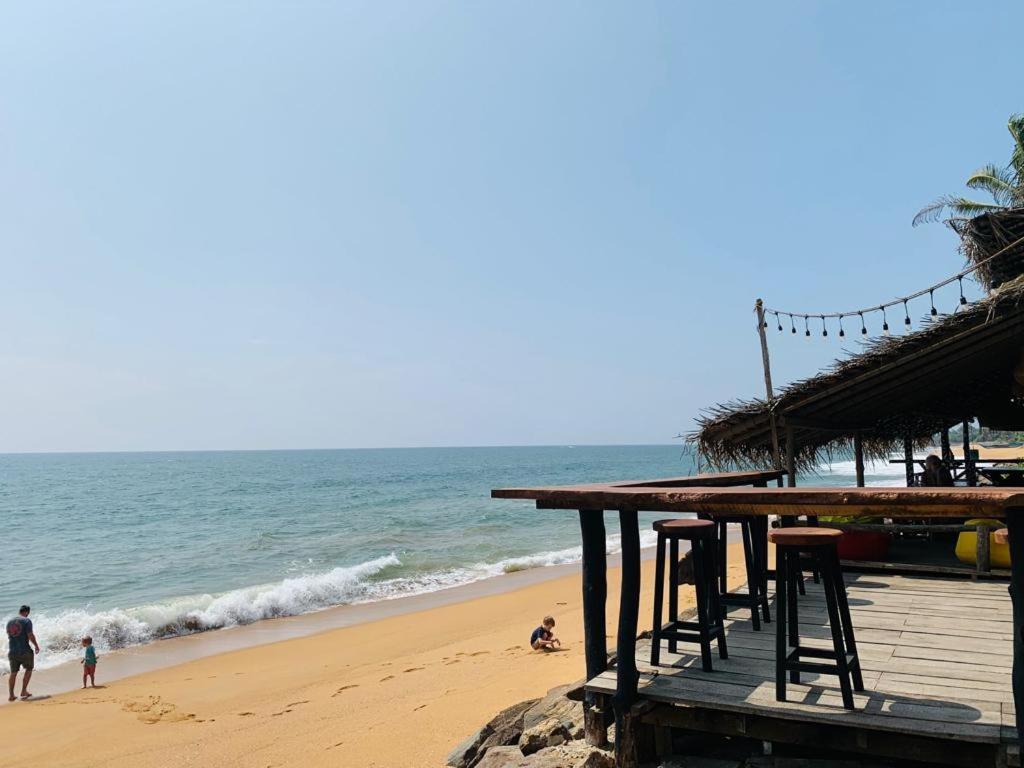 Backpack Beach Hostel & Reggae Bar Bussa Extérieur photo