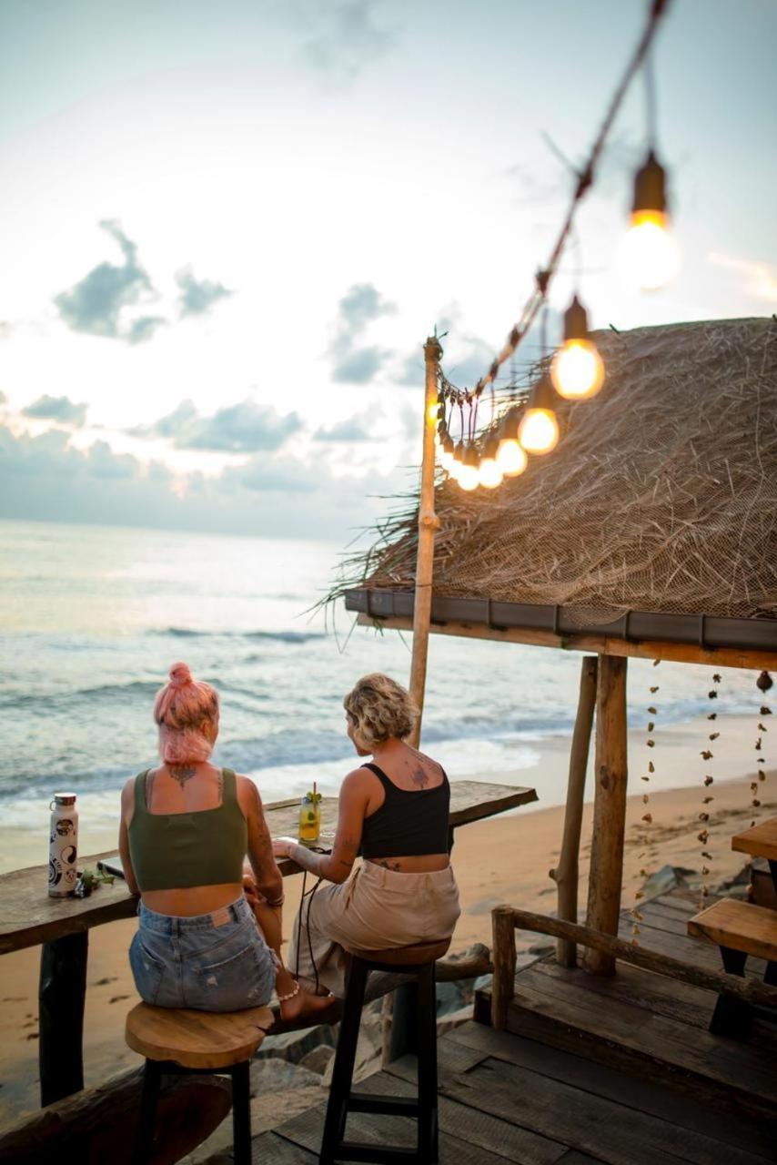 Backpack Beach Hostel & Reggae Bar Bussa Extérieur photo